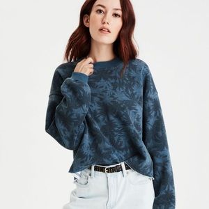 American Eagle crewneck